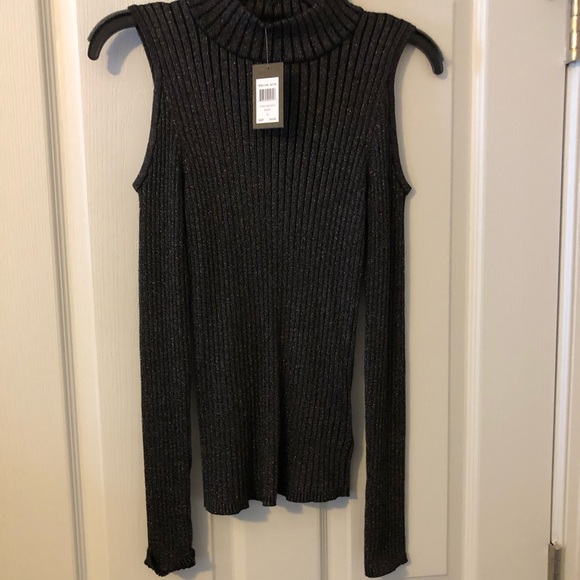 Verve Ami Black Metallic Cold Shoulder Long Sleeved Turtleneck Top Small NWT - Picture 1 of 10